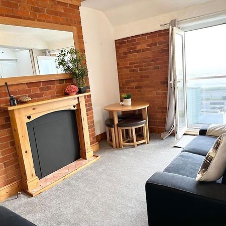 Coastline Retreats - Stunning Sea View Apartment, Netflix Bournemouth Kültér fotó