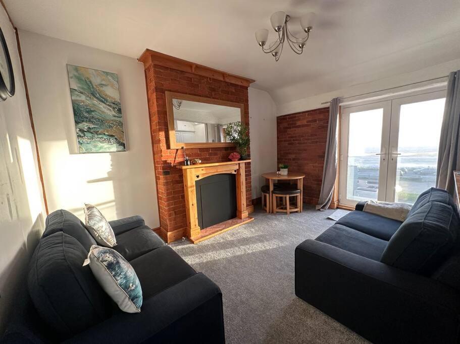 Coastline Retreats - Stunning Sea View Apartment, Netflix Bournemouth Kültér fotó